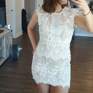 Lace mini white dress